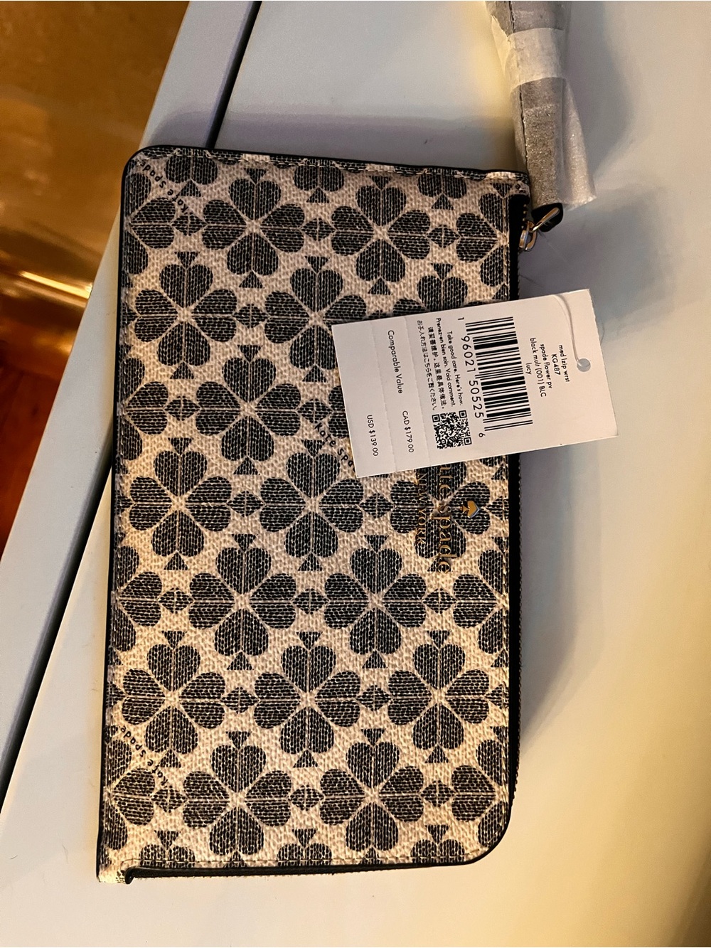 kate spade Black and Cream Floral Zip Wristlet NWT